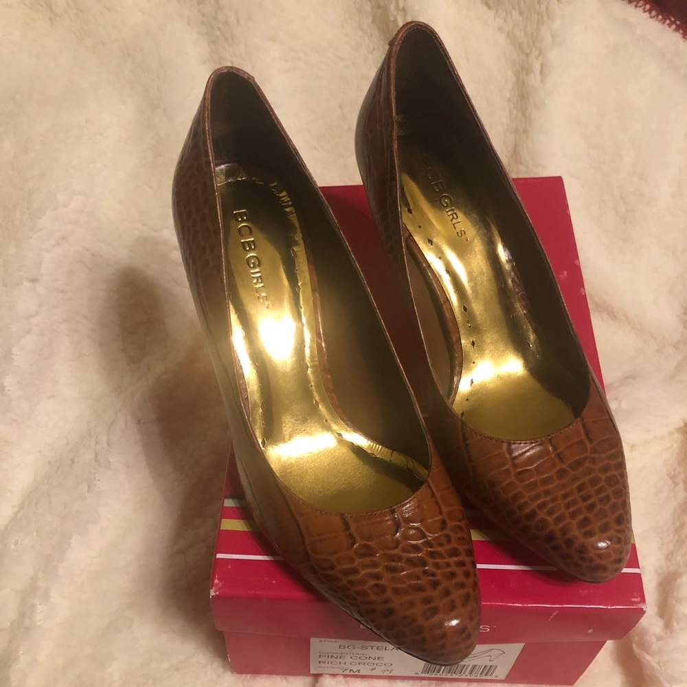 BCBGirls Heels Size 7